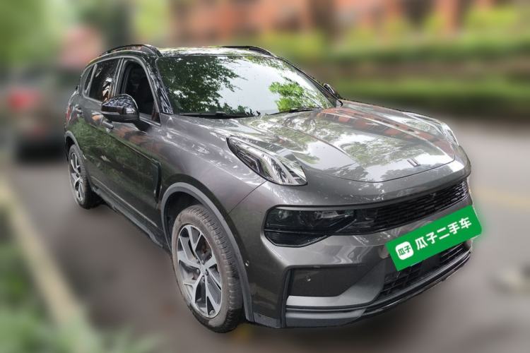 Used Lynk & Co 01 2024 2.0TD Four-Wheel Drive Sporty Halo Front Right 45 Deg