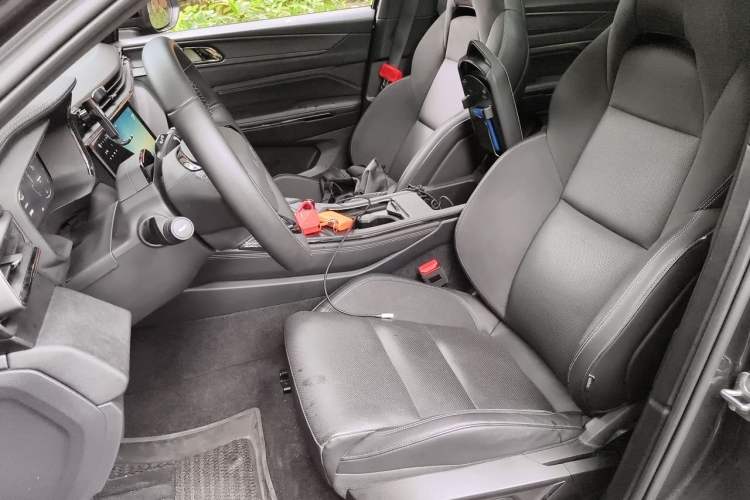Used Lynk & Co 01 2024 2.0TD Four-Wheel Drive Sporty Halo Left Front Seat