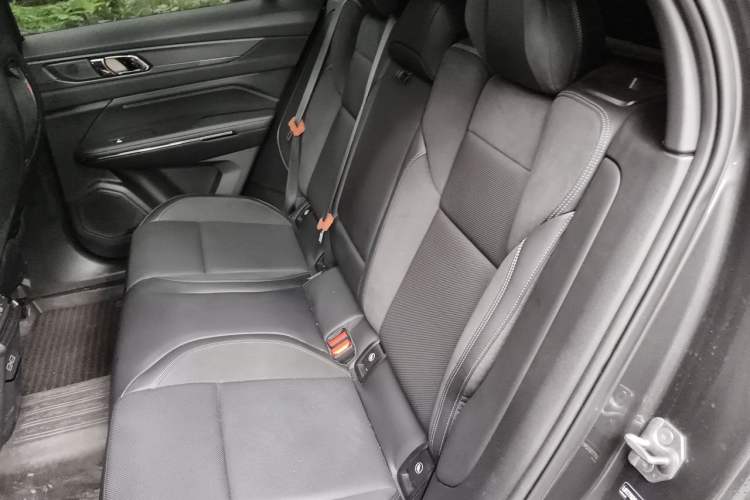 Used Lynk & Co 01 2024 2.0TD Four-Wheel Drive Sporty Halo Left Rear Seat