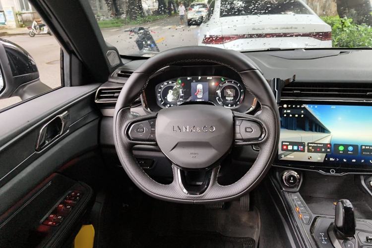 Used Lynk & Co 01 2024 2.0TD Four-Wheel Drive Sporty Halo Steering Wheel
