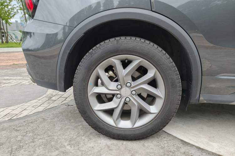 Used Lynk & Co 01 2024 2.0TD Two-Wheel-Drive Global Edition Exterior 10