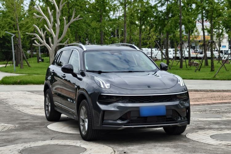 Used Lynk & Co 01 2024 2.0TD Two-Wheel-Drive Global Edition Exterior 2