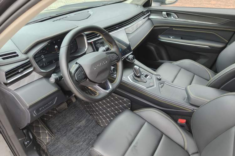 Used Lynk & Co 01 2024 2.0TD Two-Wheel-Drive Global Edition Interior 2