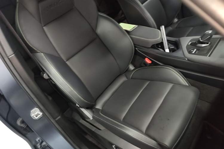 Used Lynk & Co 01 2024 2.0TD Two-Wheel-Drive Global Edition Right Front Seat