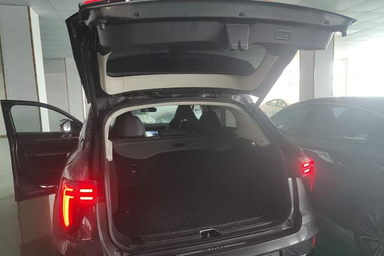 Used Lynk & Co 01 2024 2.0TD Two-Wheel-Drive Global Edition Trunk