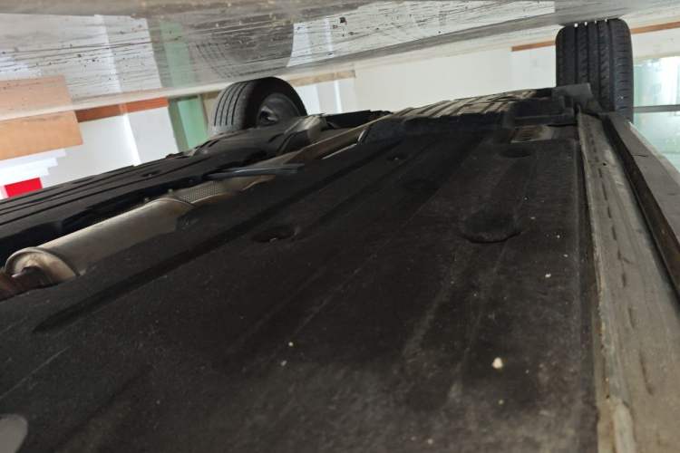 Used Lynk & Co 01 2024 2.0TD Two-Wheel Drive Global Pro Chassis Front Right
