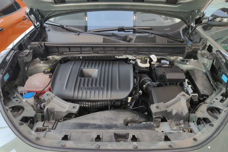 Used Lynk & Co 01 2024 2.0TD Two-Wheel Drive Global Pro Engine Bay