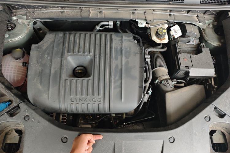 Used Lynk & Co 01 2024 2.0TD Two-Wheel Drive Global Pro Engine Bay