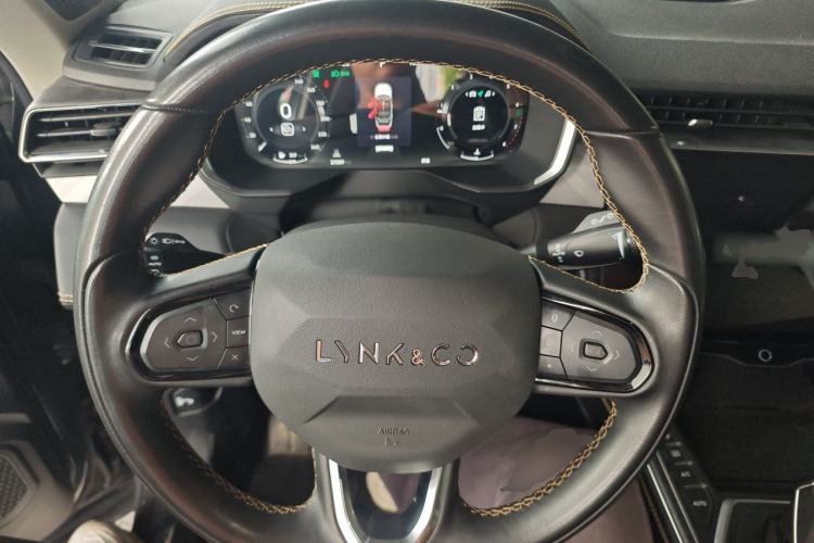 Used Lynk & Co 01 2024 2.0TD Two-Wheel Drive Global Pro Steering Wheel