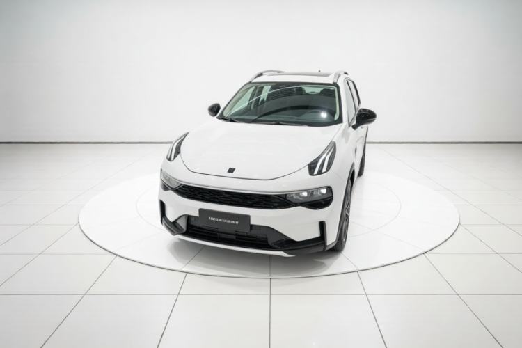 Lynk & Co 01 2024 2.0TD Two-Wheel Drive Global Pro