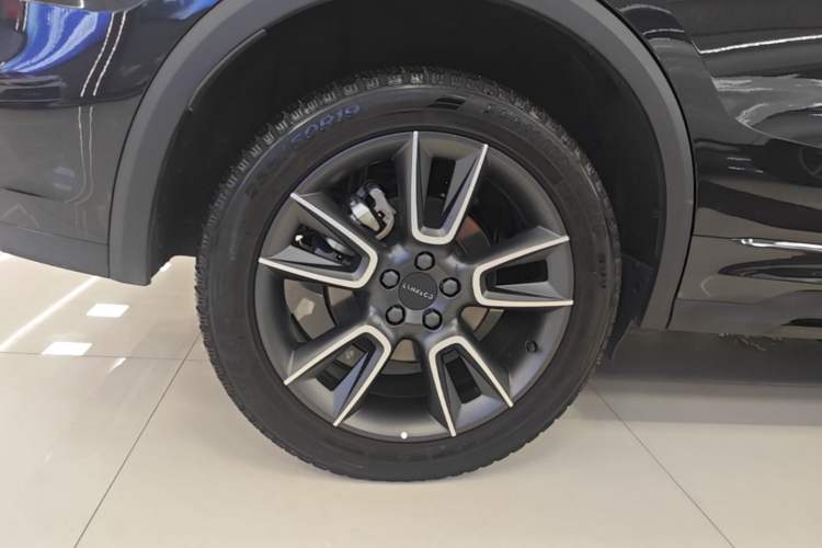 Used Lynk & Co 01 2024 2.0TD Two-Wheel Drive Global Pro Exterior 5