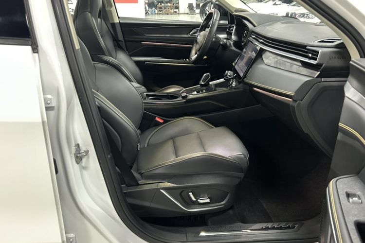 Used Lynk & Co 01 2024 2.0TD Two-Wheel Drive Global Pro Interior 10