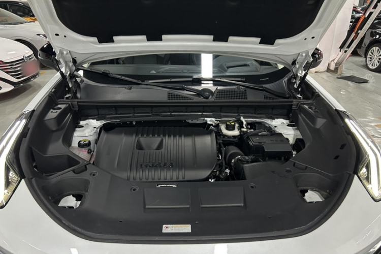 Used Lynk & Co 01 2024 2.0TD Two-Wheel Drive Global Pro Interior 9