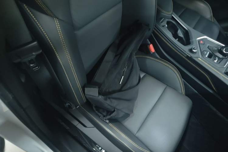 Used Lynk & Co 01 2024 2.0TD Two-Wheel Drive Global Pro Right Front Seat