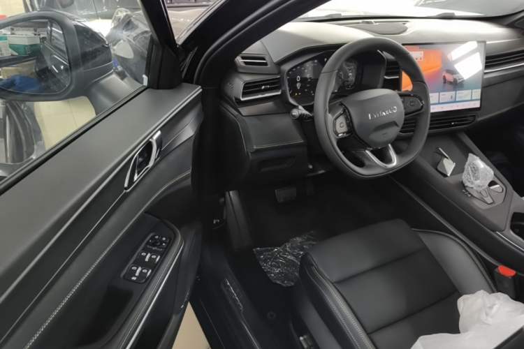 Used Lynk & Co 01 2025 2.0TD Two-Wheel Drive Refreshed Pro Version Driver Seat