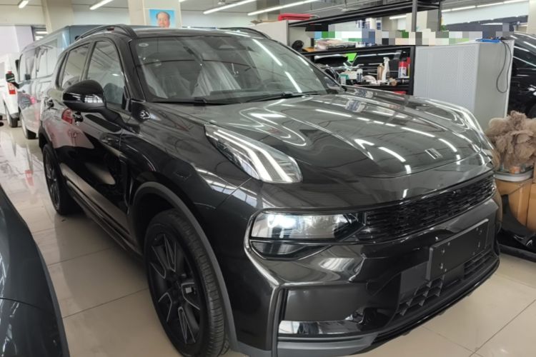 Used Lynk & Co 01 2025 2.0TD Two-Wheel Drive Refreshed Pro Version Front Right 45 Deg