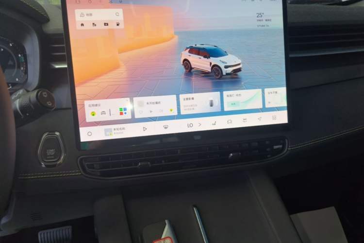 Used Lynk & Co 01 2025 2.0TD Two-Wheel Drive Refreshed Pro Version Audio And AC Panel
