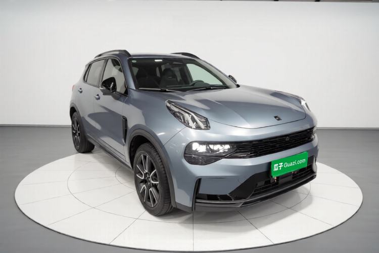 Used Lynk & Co 01 2025 2.0TD Two-Wheel Drive Refreshed Pro Version Front Right 45 Deg