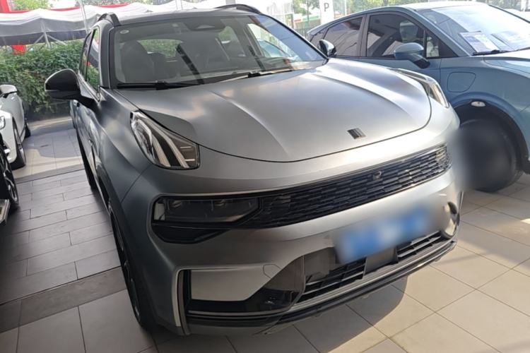 Used Lynk & Co 01 2025 2.0TD Two-Wheel Drive Refreshed Pro Version Front Right 45 Deg