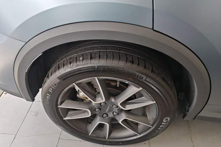 Used Lynk & Co 01 2025 2.0TD Two-Wheel Drive Refreshed Pro Version Right Rear Wheel Hub