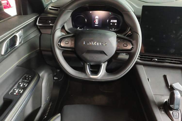 Used Lynk & Co 01 2025 2.0TD Two-Wheel Drive Refreshed Pro Version Steering Wheel