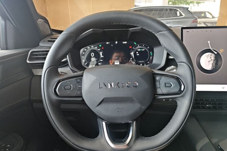 Used Lynk & Co 01 2025 2.0TD Two-Wheel Drive Refreshed Pro Version Steering Wheel