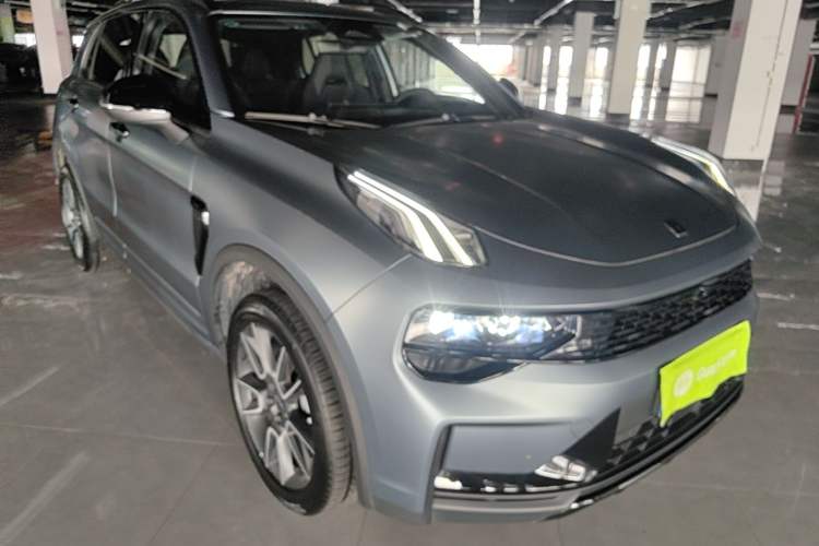 Used Lynk & Co 01 2025 2.0TD Two-Wheel Drive Refreshed Pro Version Exterior 1