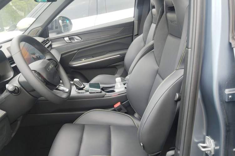 Used Lynk & Co 01 2025 2.0TD Two-Wheel Drive Refreshed Pro Version Left Front Seat