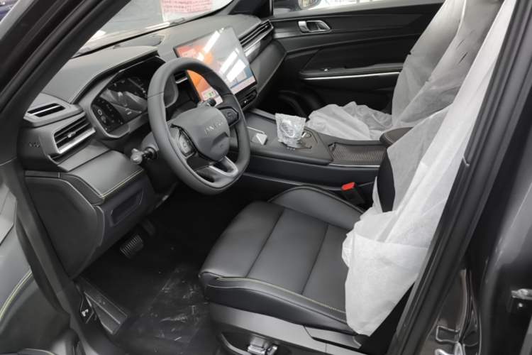 Used Lynk & Co 01 2025 2.0TD Two-Wheel-Drive Refreshed Version Left Front Seat