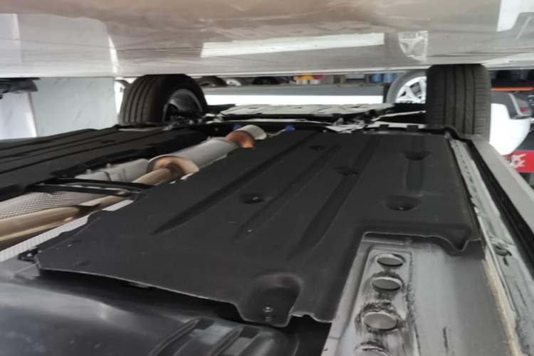 Used Lynk & Co 01 2025 2.0TD Two-Wheel-Drive Refreshed Version Left Side Sill