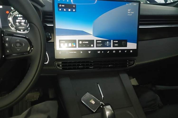 Used Lynk & Co 01 2025 2.0TD Two-Wheel Drive Refreshed Pro Version Audio And AC Panel