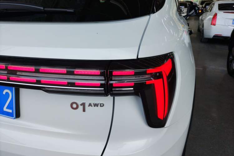 Used Lynk & Co 01 2025 2.0TD All-Wheel Drive Refreshed Pro Version Exterior 1