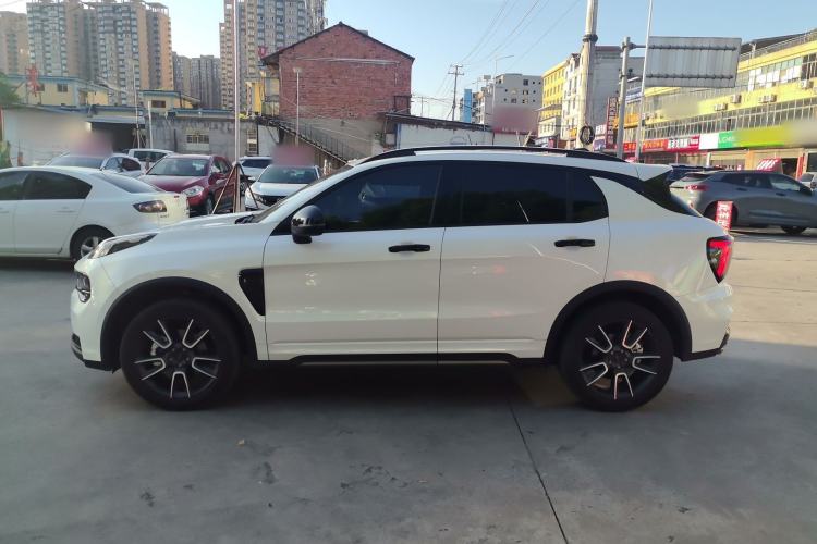 Used Lynk & Co 01 2025 2.0TD Two-Wheel Drive Refreshed Pro Version Exterior 5