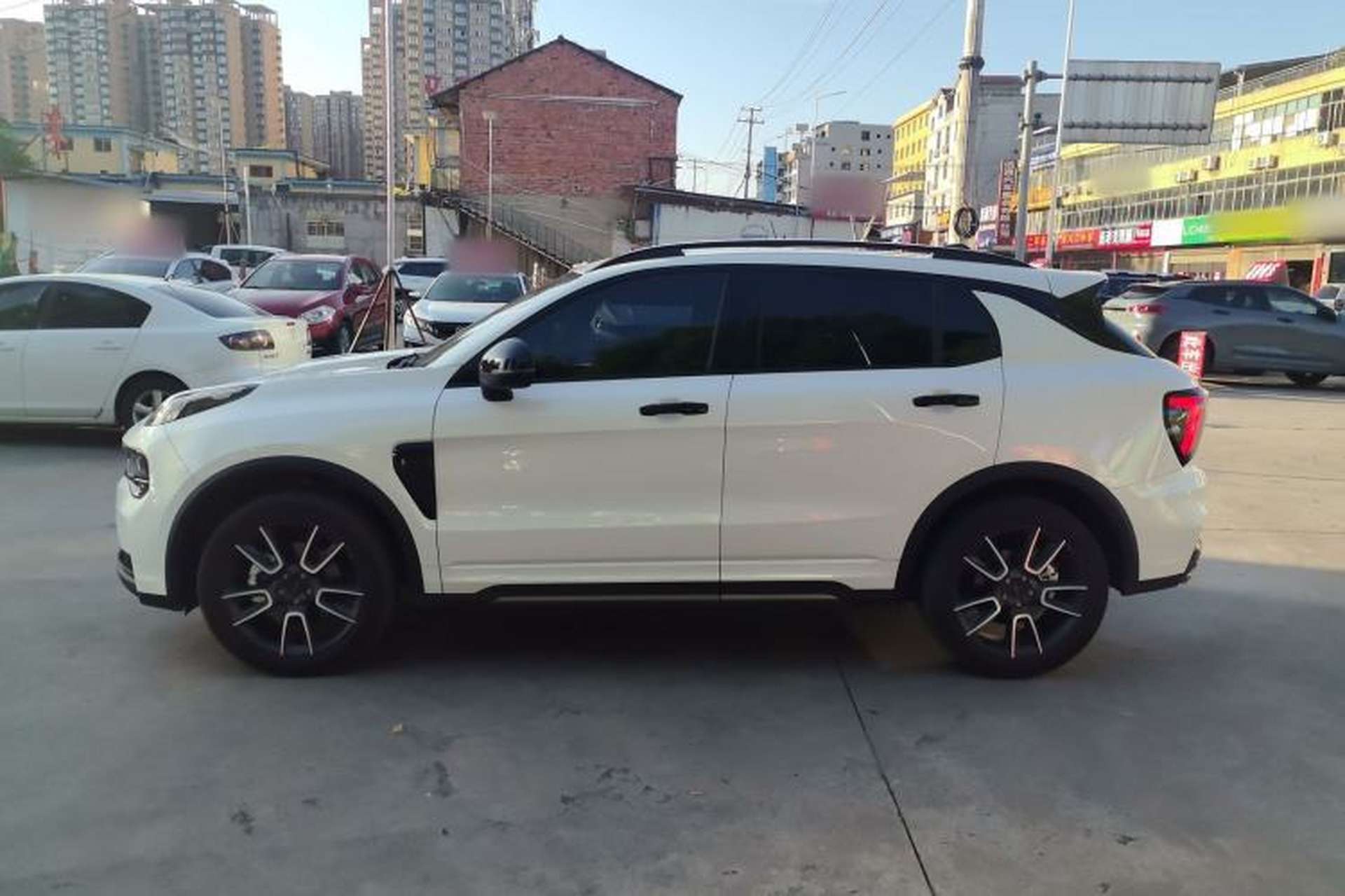 Used Lynk & Co 01 2025 2.0TD Two-Wheel Drive Refreshed Pro Version Exterior 5