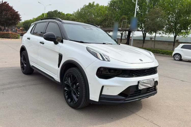 Used Lynk & Co 01 2025 2.0TD All-Wheel Drive Refreshed Pro Version Exterior 6