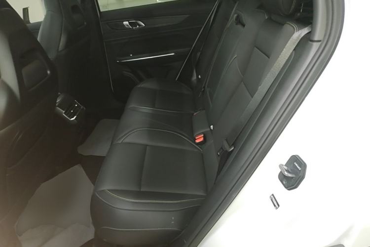 Used Lynk & Co 01 2025 2.0TD Two-Wheel Drive Refreshed Pro Version Left Rear Seat