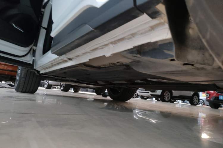 Used Lynk & Co 01 2025 2.0TD Two-Wheel Drive Refreshed Pro Version Left Side Sill