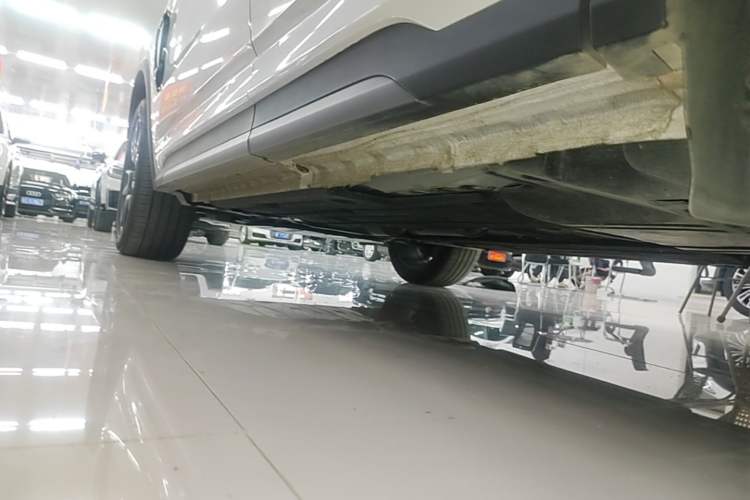 Used Lynk & Co 01 2025 2.0TD Two-Wheel Drive Refreshed Pro Version Left Side Sill