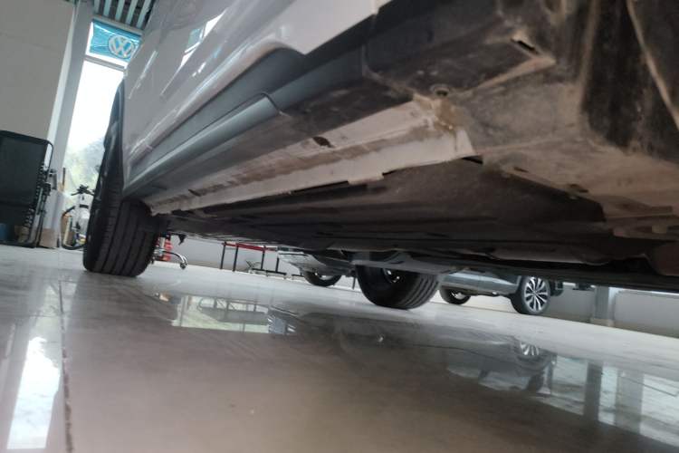 Used Lynk & Co 01 2025 2.0TD Two-Wheel Drive Refreshed Pro Version Right Side Sill