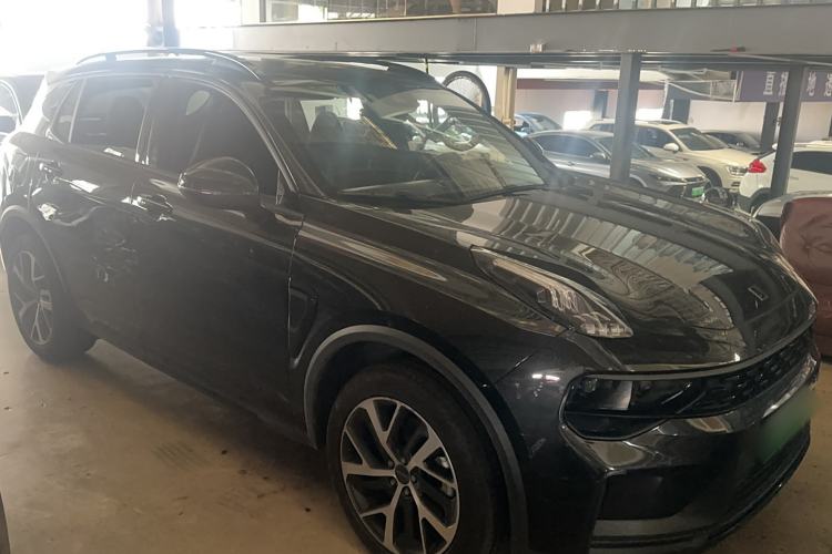 Used Lynk & Co 01 EM-P 2021 1.5TD PHEV Halo Exterior 2