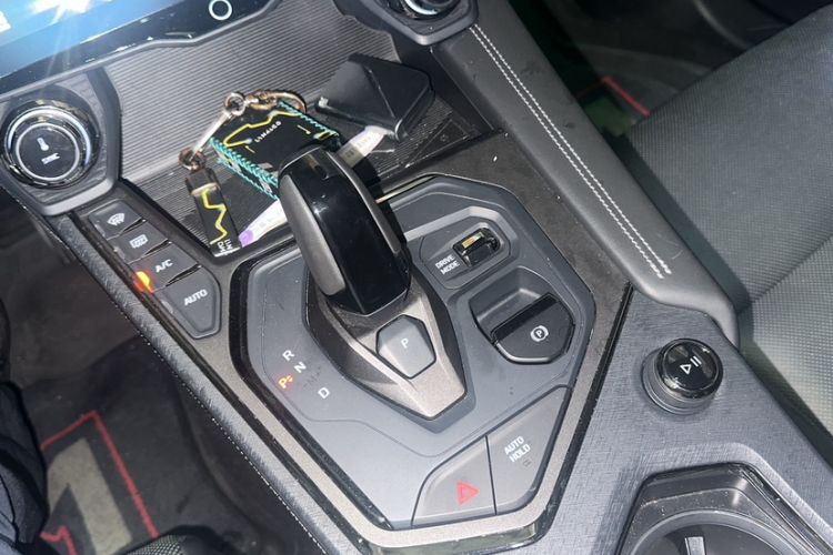 Used Lynk & Co 01 EM-P 2021 1.5TD PHEV Halo Gear Lever