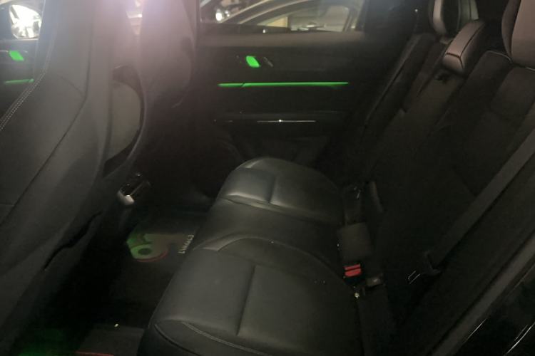 Used Lynk & Co 01 EM-P 2021 1.5TD PHEV Halo Interior 1