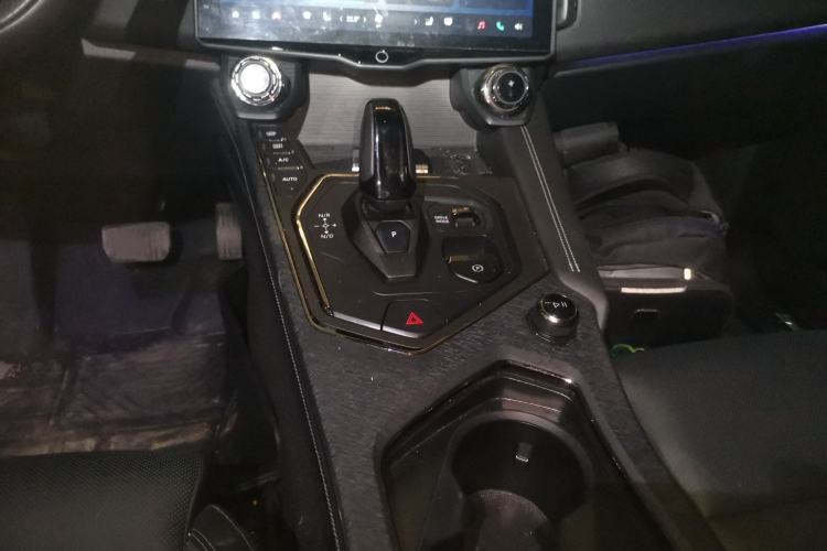 Used Lynk & Co 01 EM-P 2023 1.5TD EM-P PM Gear Lever