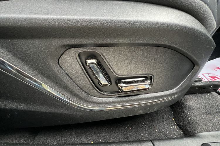 Used Lynk & Co 01 EM-P 2023 1.5TD EM-P PM Interior 4