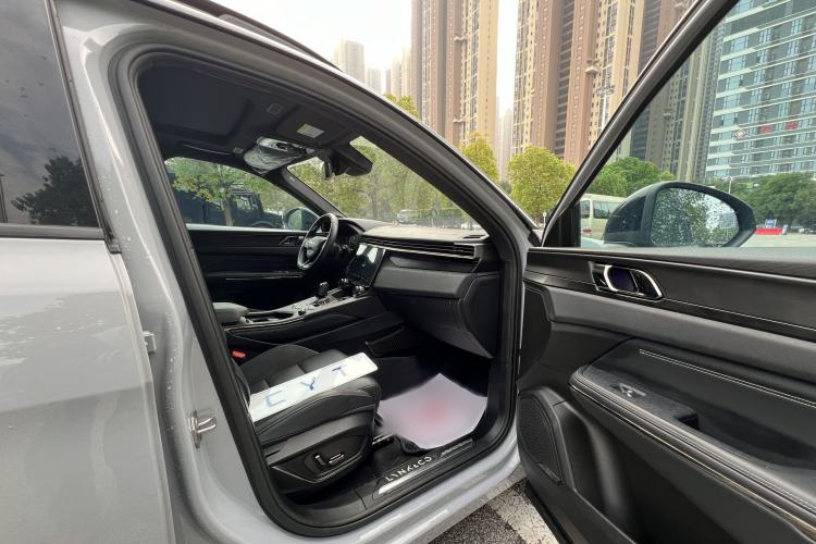 Used Lynk & Co 01 EM-P 2023 1.5TD EM-P PM Right Front Seat