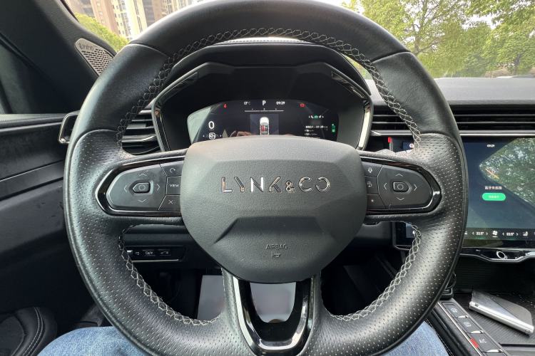 Used Lynk & Co 01 EM-P 2023 1.5TD EM-P PM Steering Wheel