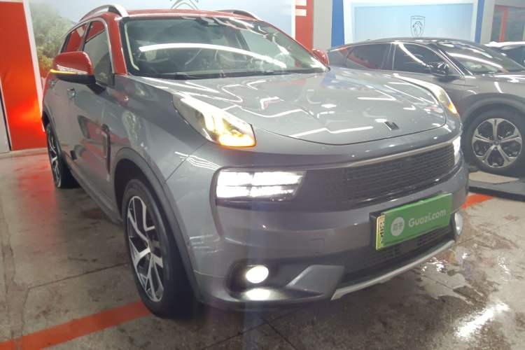 Used Lynk & Co 01 EM-P 2019 1.5T PHEV Pro Front Right 45 Deg