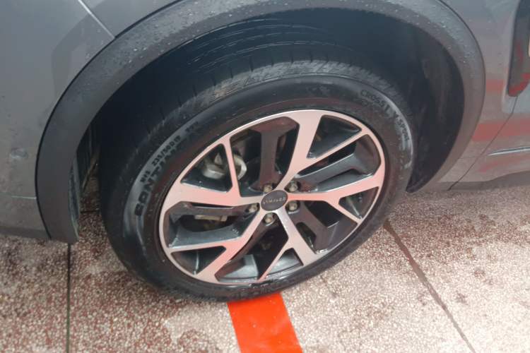 Used Lynk & Co 01 EM-P 2019 1.5T PHEV Pro Left Front Wheel Hub