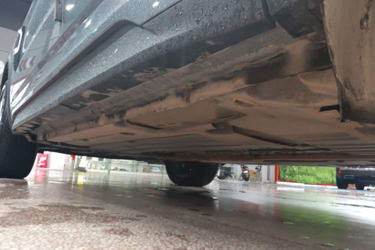 Used Lynk & Co 01 EM-P 2019 1.5T PHEV Pro Left Side Sill