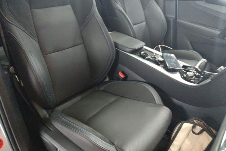 Used Lynk & Co 01 EM-P 2019 1.5T PHEV Pro Right Front Seat